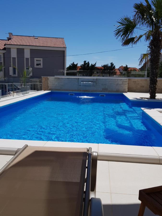 Apartments Sun Dance With Heated Pool Novalja Eksteriør bilde